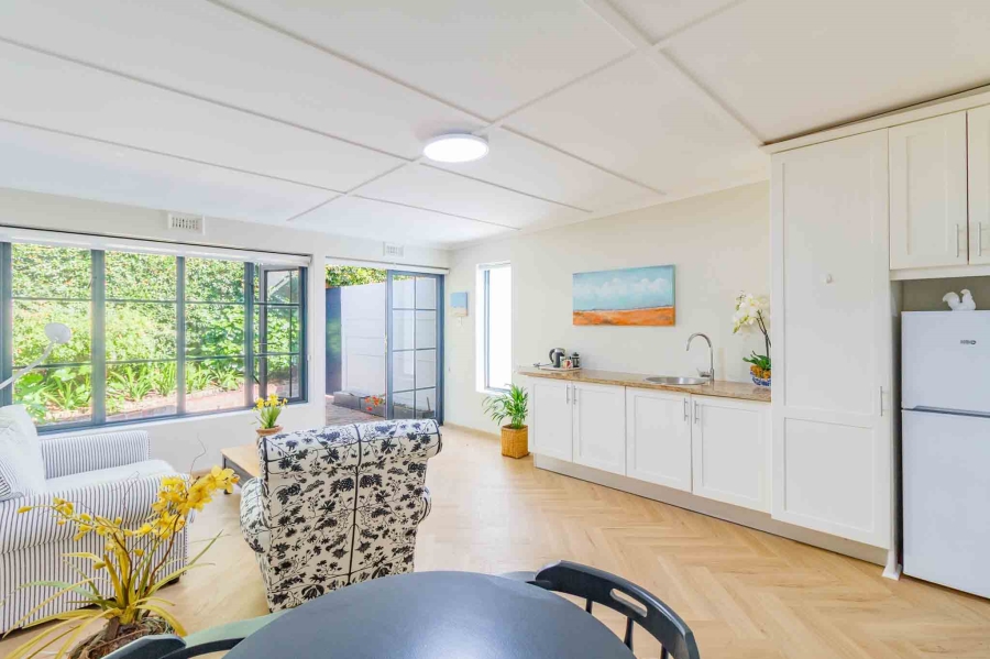 1 Bedroom Property for Sale in Newlands Western Cape